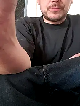 Snapshot of almighty_d chatting on March 2025 10:07:02 PM almighty d online show from March 2025 10:07:02 PM