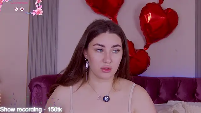 Snapshot of KiraBarlows chatting on April 2026 06:58:02 PM KiraBarlows online show from April 2026 06:58:02 PM