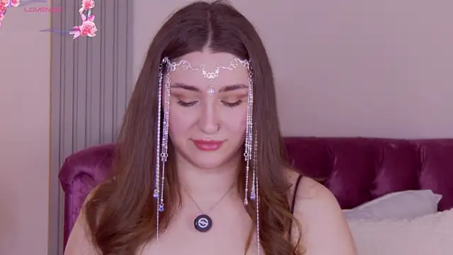 Snapshot of KiraBarlows chatting on May 2026 08:25:02 PM KiraBarlows online show from May 2026 08:25:02 PM