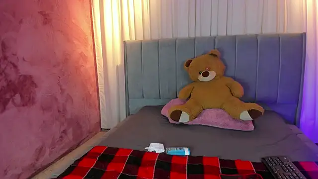 Snapshot of camilapersy chatting on February 2025 01:16:02 PM camilapersy online show from February 2025 01:16:02 PM