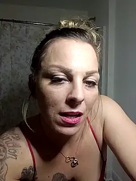 Snapshot of KittzyKat chatting on January 2025 02:23:01 PM KittzyKat online show from January 2025 02:23:01 PM