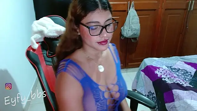 Snapshot of Eyfy_bbs chatting on February 2026 09:52:01 PM Eyfy bbs online show from February 2026 09:52:01 PM