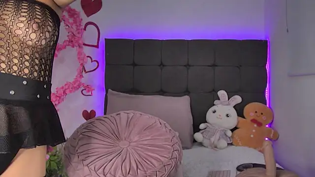 Snapshot of AmandaBrooks_18 chatting on March 2026 02:15:01 AM AmandaBrooks 18 online show from March 2026 02:15:01 AM