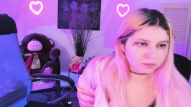 DiaAngell online show from February 2026 08:29:01 PM