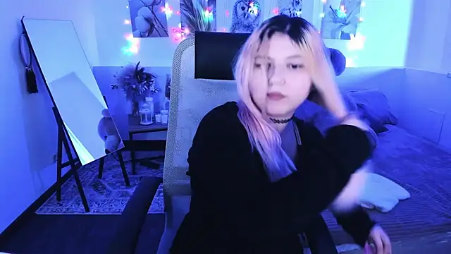 DiaAngell online show from February 2026 07:25:02 PM