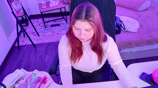 Snapshot of DiaAngell chatting on April 2026 07:39:01 PM DiaAngell online show from April 2026 07:39:01 PM