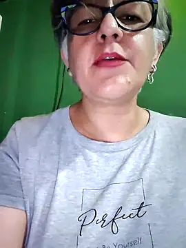 Snapshot of ilonna2025 chatting on October 2025 06:42:02 AM ilonna2025 online show from October 2025 06:42:02 AM