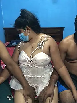 Snapshot of Lovely_WINDI chatting on April 2026 06:12:01 PM Lovely WINDI online show from April 2026 06:12:01 PM