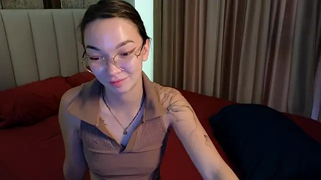 SusannJohnson online show from May 2026 11:45:02 PM