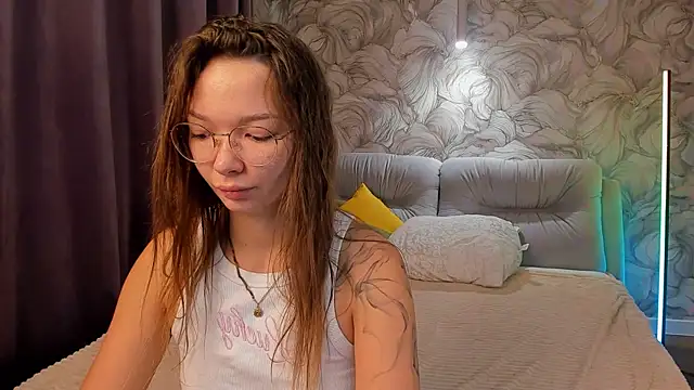 Snapshot of SusannJohnson chatting on July 2026 12:26:02 AM SusannJohnson online show from July 2026 12:26:02 AM