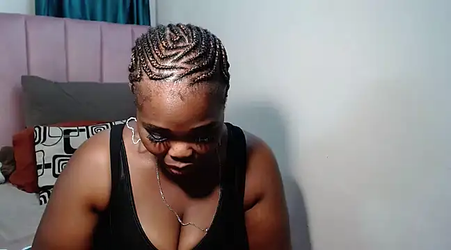 Snapshot of Hazel-nutt chatting on March 2025 09:43:02 PM Hazel-nutt online show from March 2025 09:43:02 PM