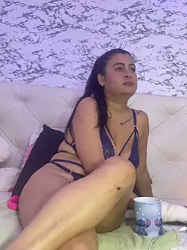 Snapshot of Lili__taylor chatting on September 2025 01:13:01 PM Lili taylor online show from September 2025 01:13:01 PM