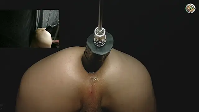 Snapshot of SaucingTunnel69 chatting on February 2025 11:05:01 PM SaucingTunnel69 online show from February 2025 11:05:01 PM