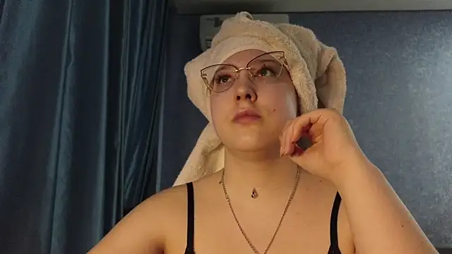 Snapshot of HotBrandyX chatting on April 2026 12:24:01 PM HotBrandyX online show from April 2026 12:24:01 PM