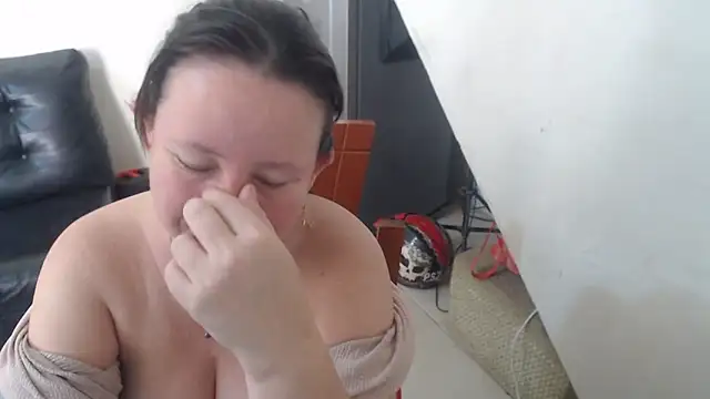 Snapshot of Yohis_Kiut25 chatting on September 2025 07:08:02 PM Yohis Kiut25 online show from September 2025 07:08:02 PM