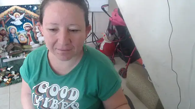 Snapshot of Yohis_Kiut25 chatting on November 2025 06:41:02 PM Yohis Kiut25 online show from November 2025 06:41:02 PM