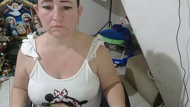 Snapshot of Yohis_Kiut25 chatting on December 2025 06:18:01 AM Yohis Kiut25 online show from December 2025 06:18:01 AM