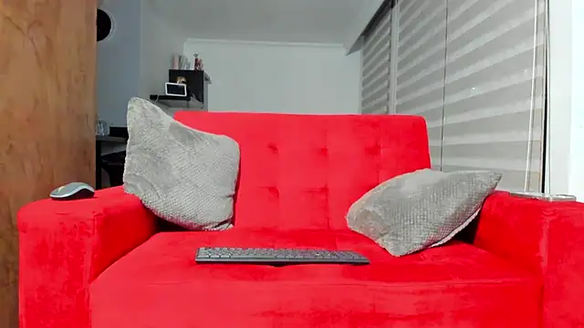 Snapshot of dereckgreen chatting on December 2025 09:58:02 AM dereckgreen online show from December 2025 09:58:02 AM