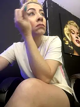 viktoria davis  online show from October 2025 09:49:02 PM