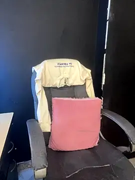 viktoria davis  online show from November 2025 11:47:01 PM