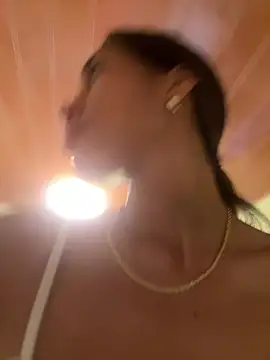 zoe storm online show from June 2026 12:50:01 AM