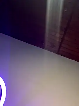  Amber Brown online show from October 2025 04:12:01 AM