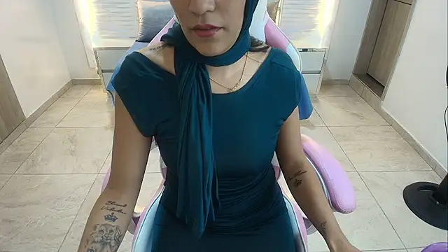 Zulema hamdi online show from February 2025 07:18:02 PM