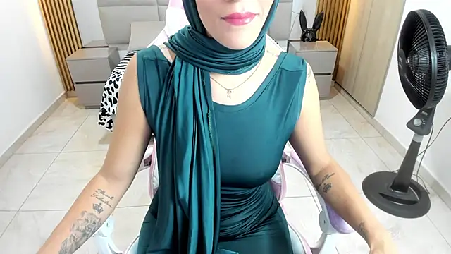 Zulema hamdi online show from February 2025 12:06:01 PM