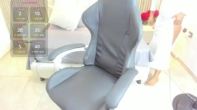 Zulema hamdi online show from September 2025 11:43:01 AM