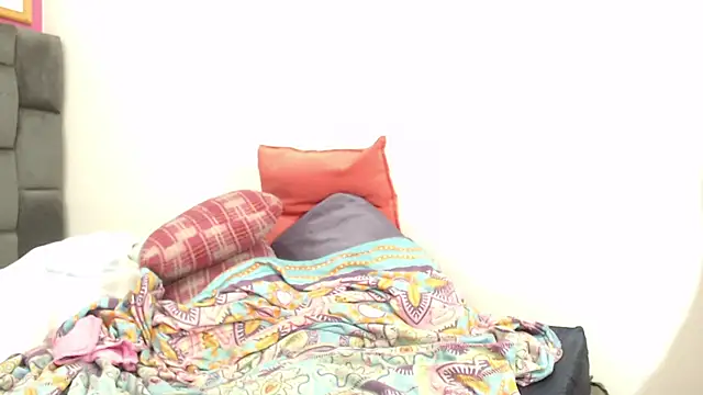 Snapshot of Lola_Honney chatting on January 2025 12:36:01 AM Lola Honney online show from January 2025 12:36:01 AM