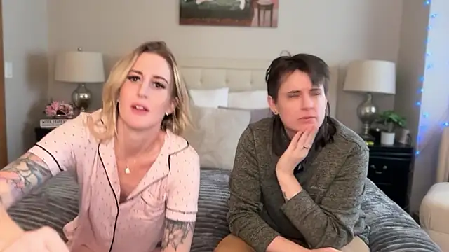 Officiallyonlytams online show from January 2026 06:34:01 PM