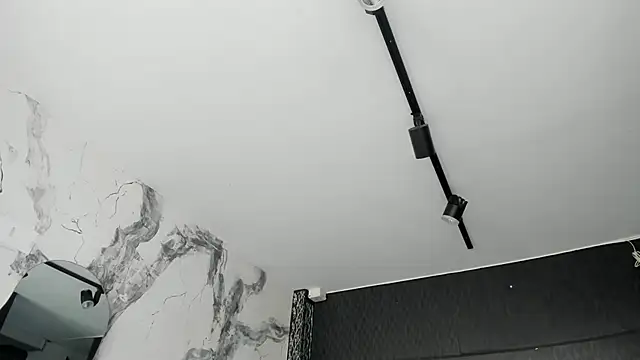 Snapshot of DalayMoore chatting on September 2025 08:03:01 PM DalayMoore online show from September 2025 08:03:01 PM