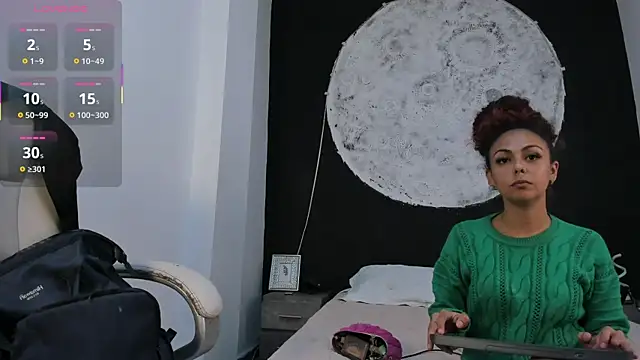 Snapshot of DalayMoore chatting on October 2025 07:46:02 PM DalayMoore online show from October 2025 07:46:02 PM