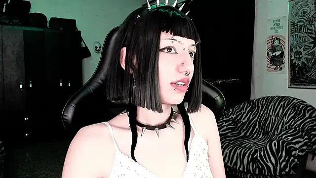 roxy toxic online show from February 2026 01:00:02 AM