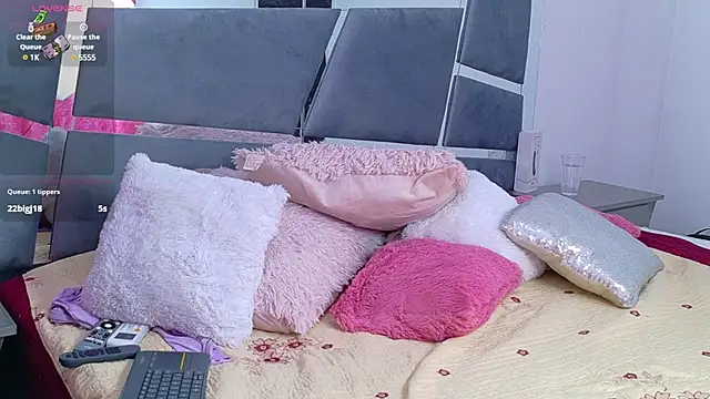 Snapshot of adry_moris chatting on February 2025 07:36:02 AM adry moris online show from February 2025 07:36:02 AM