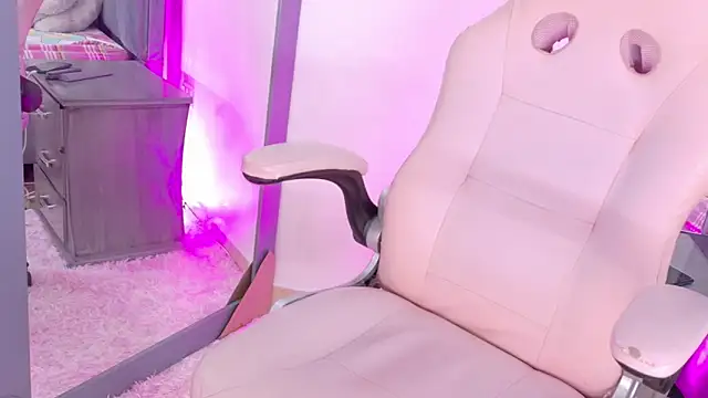 Snapshot of adry_moris chatting on March 2025 04:26:01 AM adry moris online show from March 2025 04:26:01 AM