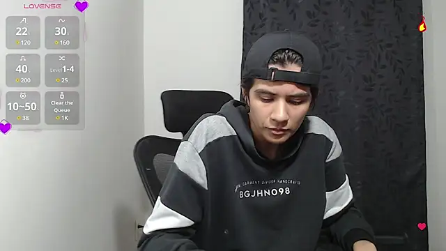 Snapshot of Dha_lia0 chatting on March 2025 09:56:02 AM Dha lia0 online show from March 2025 09:56:02 AM