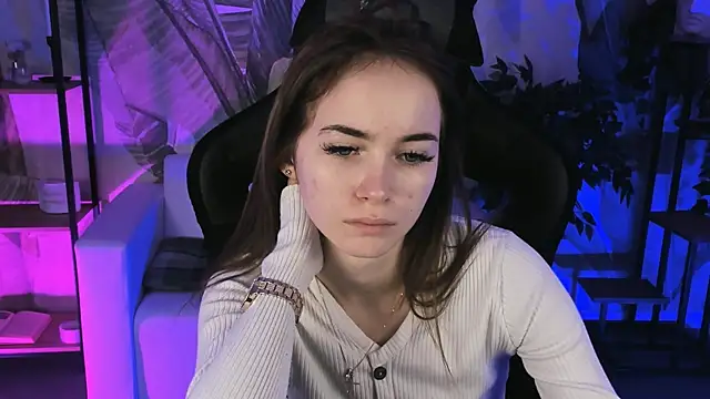 DakotaaJohnnson online show from February 2025 05:18:02 AM