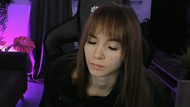 DakotaaJohnnson online show from February 2025 08:41:01 PM