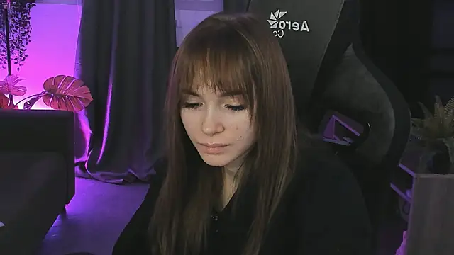 DakotaaJohnnson online show from February 2025 11:44:02 PM