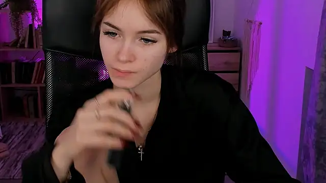 DakotaaJohnnson online show from March 2025 11:39:02 AM