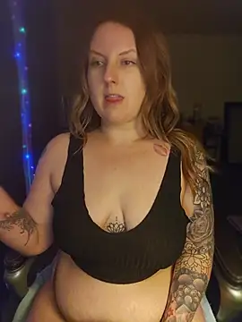 TattedMamaXOXO online show from July 2026 02:26:02 AM