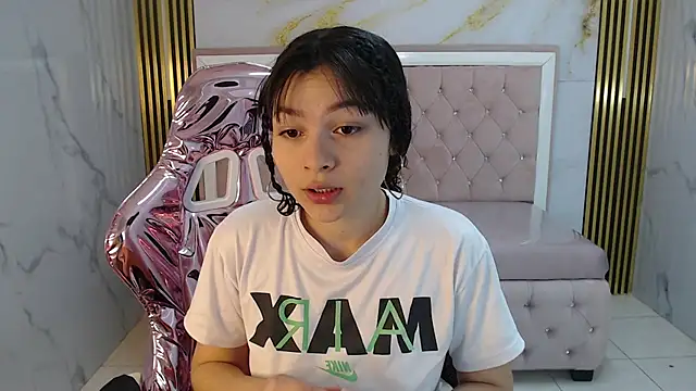 shalon diaz s online show from February 2025 01:13:02 PM