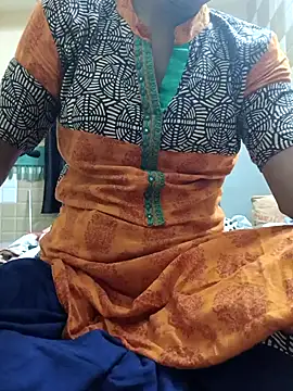 Snapshot of chocobbsimarn chatting on March 2025 08:30:01 PM chocobbsimarn online show from March 2025 08:30:01 PM