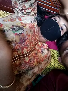 Snapshot of Hot_couple_1 chatting on March 2026 06:06:02 AM Hot couple 1 online show from March 2026 06:06:02 AM