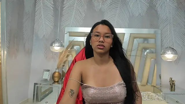 Snapshot of LIA_SWAN_ chatting on February 2025 03:46:02 AM LIA SWAN  online show from February 2025 03:46:02 AM