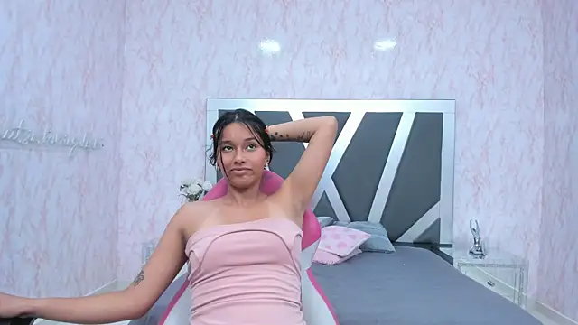Snapshot of LIA_SWAN_ chatting on March 2025 10:03:02 AM LIA SWAN  online show from March 2025 10:03:02 AM
