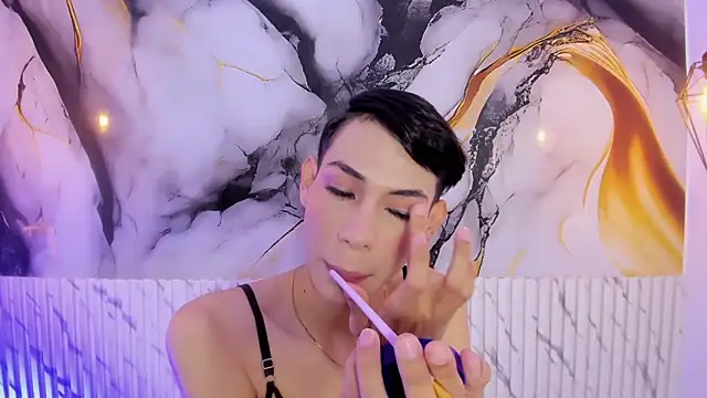 Snapshot of JackeOwens chatting on October 2025 12:06:02 PM JackeOwens online show from October 2025 12:06:02 PM