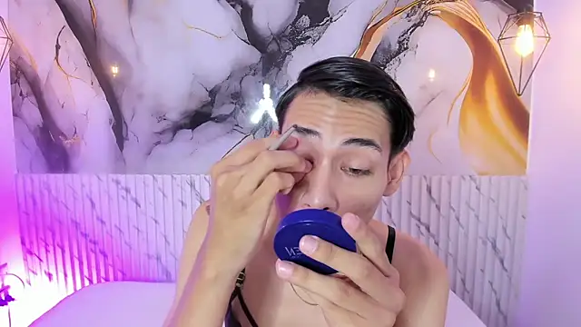 Snapshot of JackeOwens chatting on November 2025 12:14:02 PM JackeOwens online show from November 2025 12:14:02 PM