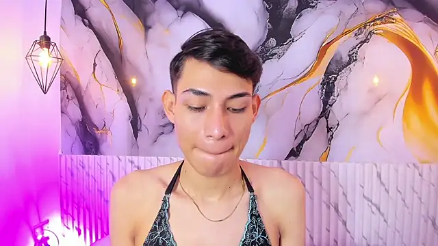 Snapshot of JackeOwens chatting on November 2025 02:28:01 PM JackeOwens online show from November 2025 02:28:01 PM